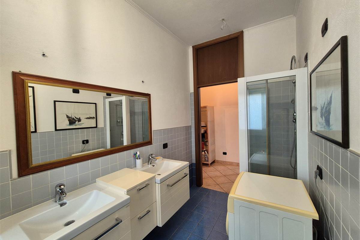 Quadrilocale con box singolo e cantina