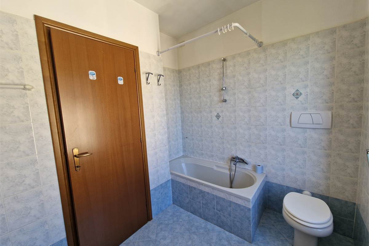 Luminoso appartamento su due livelli con grande terrazzo e box doppio