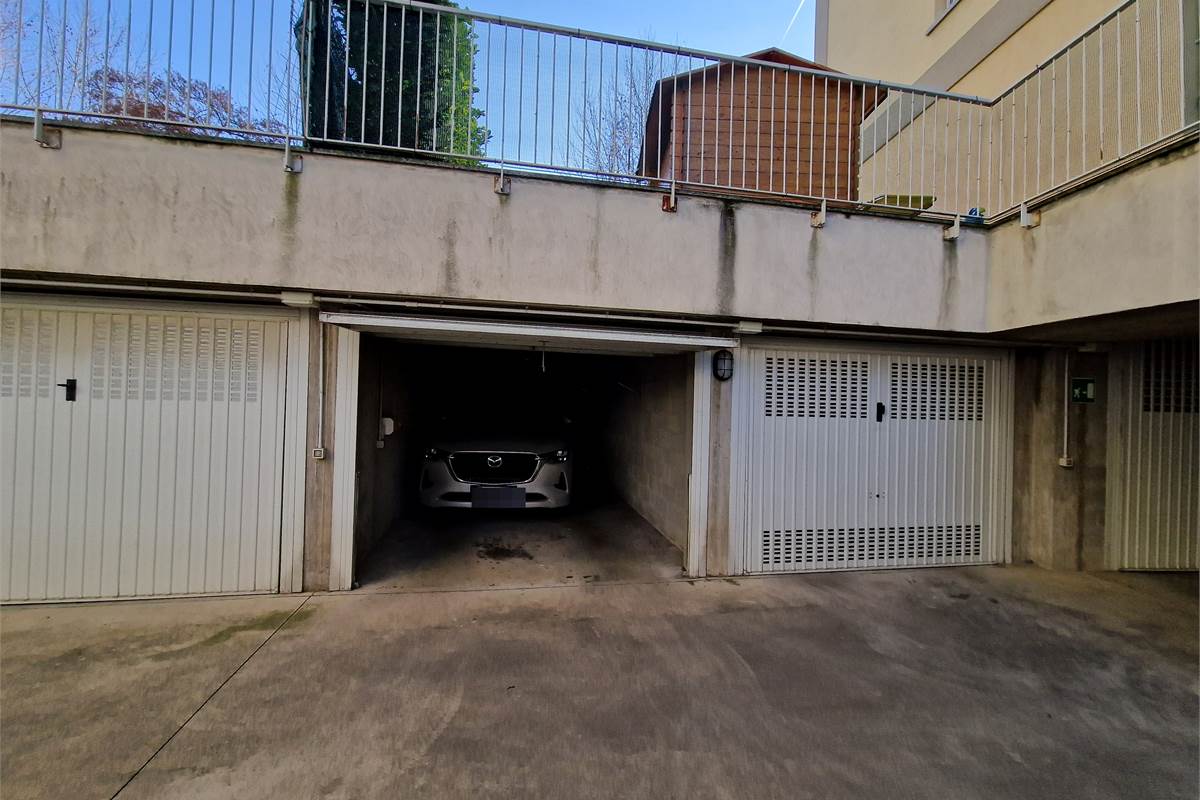 Luminoso appartamento su due livelli con grande terrazzo e box doppio