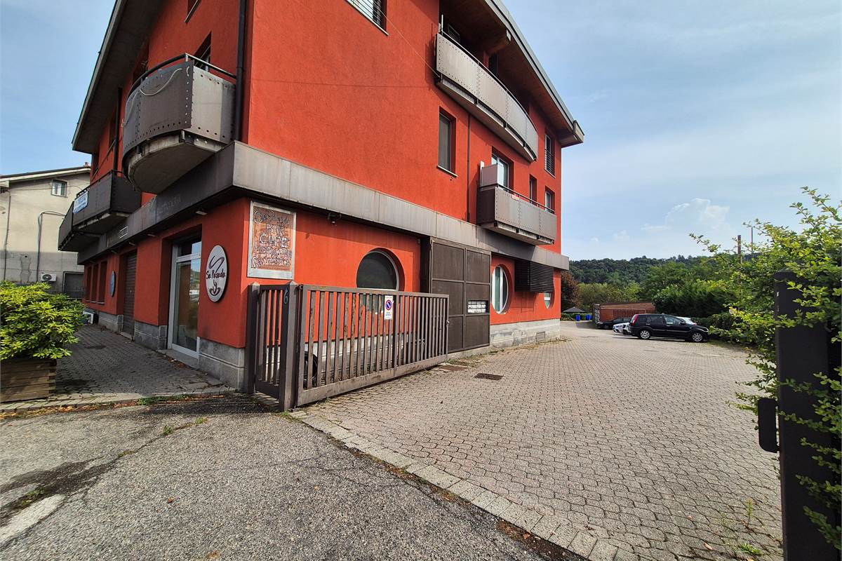 Imperdibile ampio bilocale con posto auto