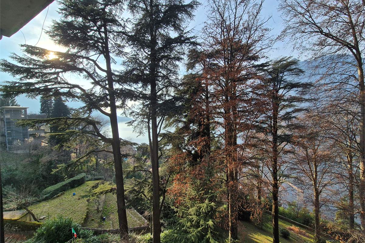 Bilocale vista lago a Faggeto Lario
