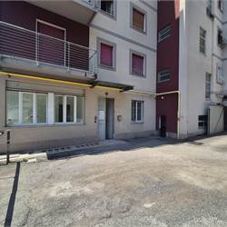 Nuovi Appartamenti Ristrutturati con Posto Auto a Como Borghi
