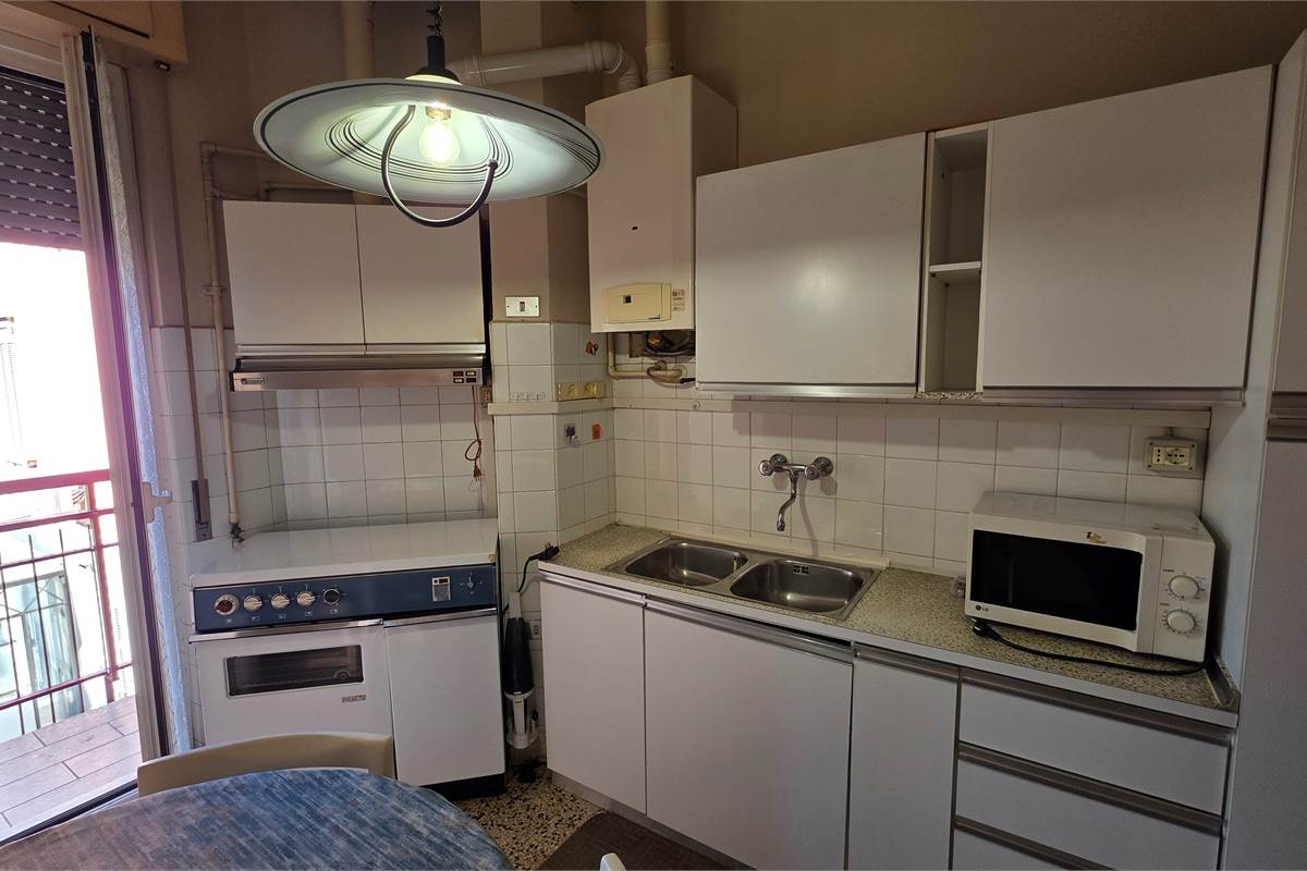 Ottimo bilocale a Camerlata con cantina 