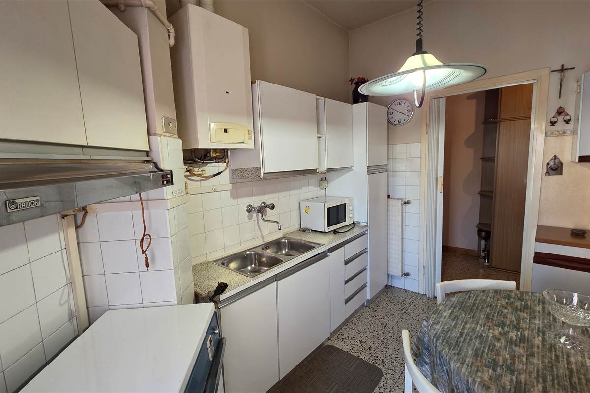 Ottimo bilocale a Camerlata con cantina 