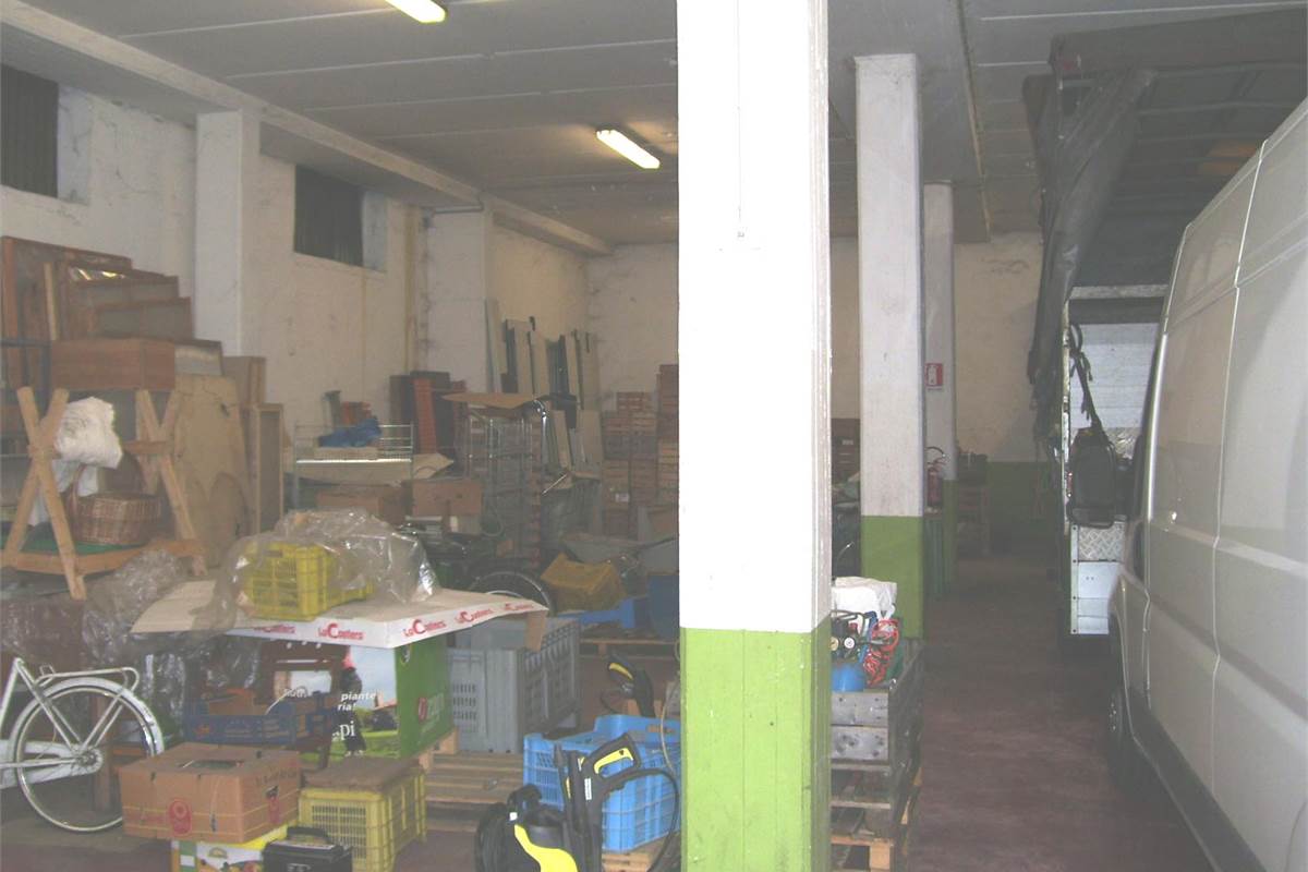 Commerciale a Mozzate