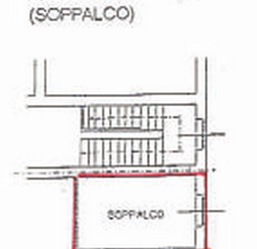 Centralissimo negozio con abitazione/ laboratorio