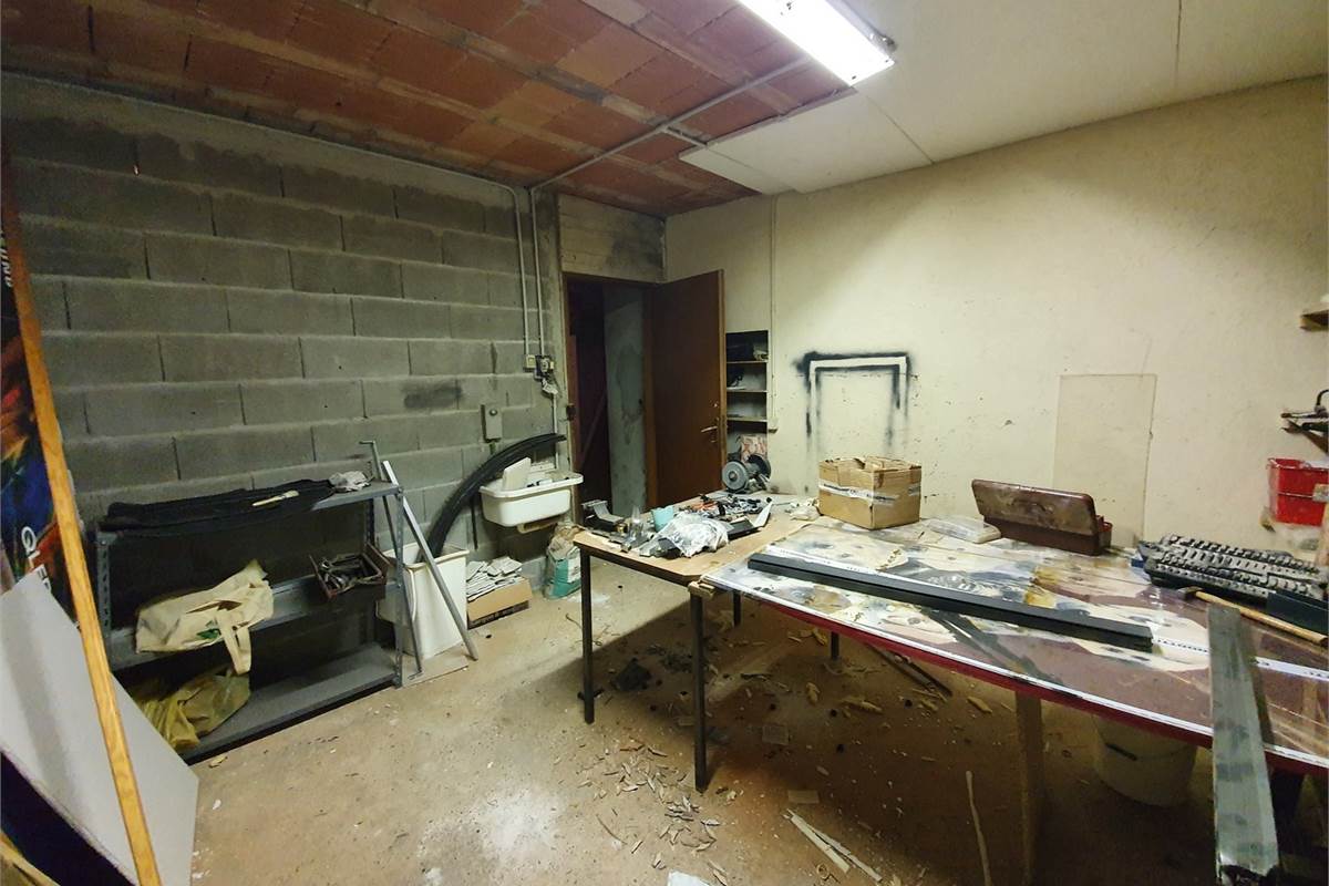 Porzione di casa al rustico ad Appiano Gentile