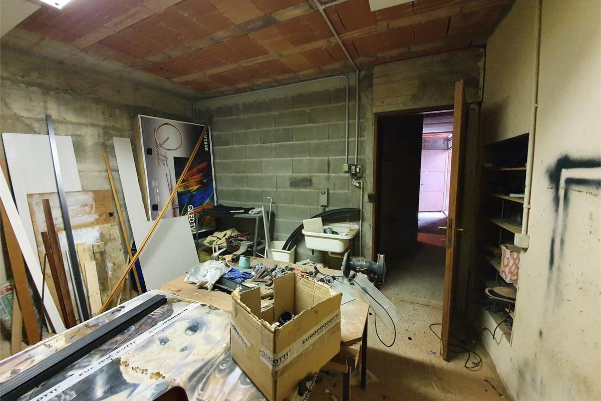 Porzione di casa al rustico ad Appiano Gentile