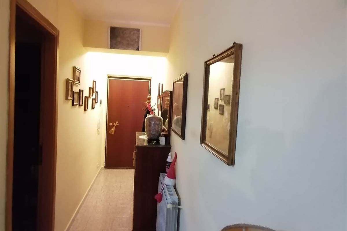 Trilocale al primo Piano a Santa Margherita