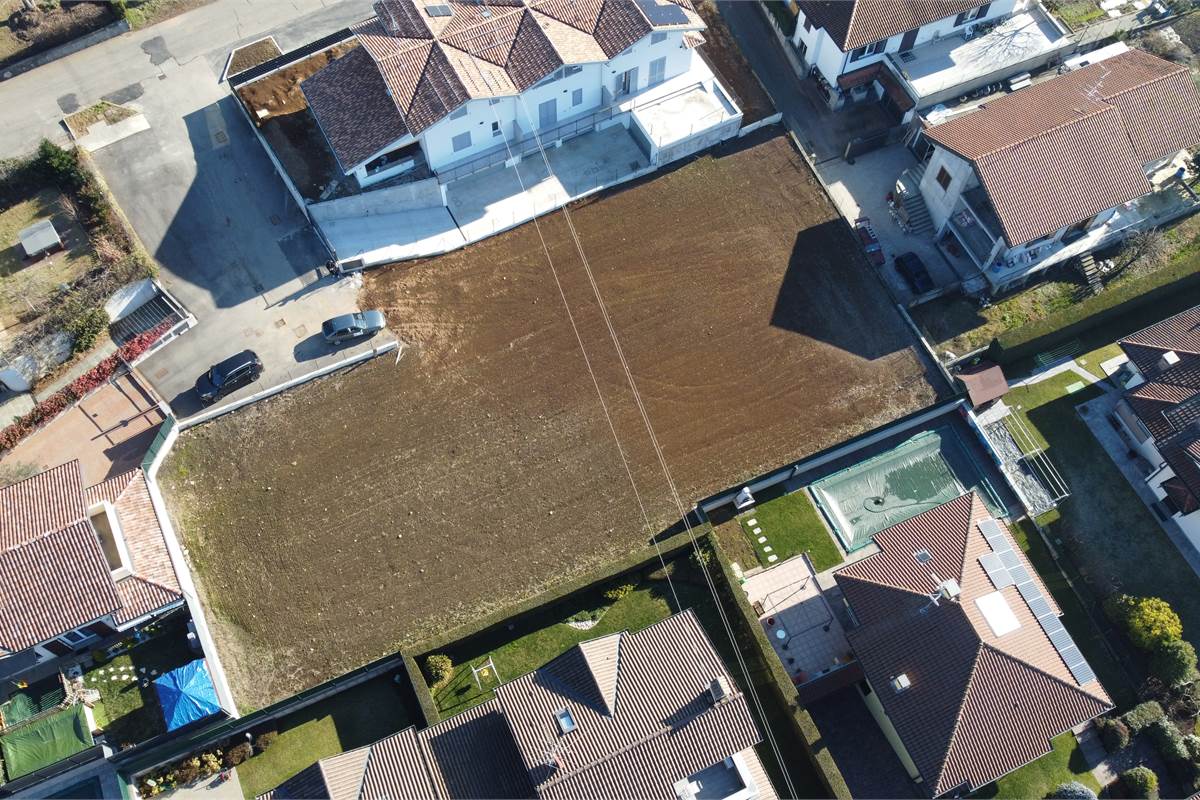 Terreno edificabile a Lurago Marinone
