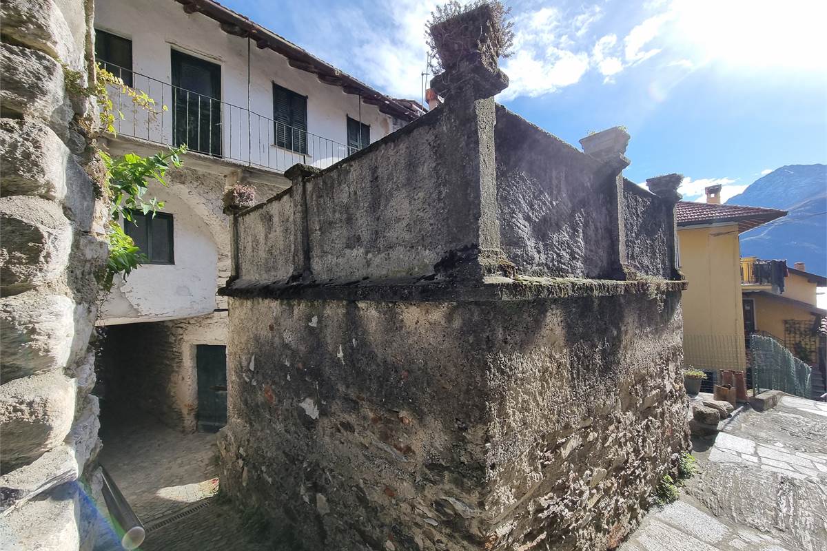 Porzione di casa sul lago di Como