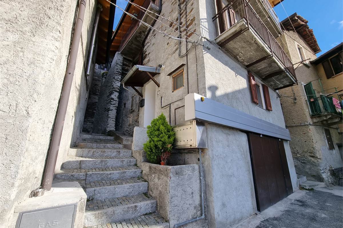 Ottimo appartamento a Musso vista LAGO