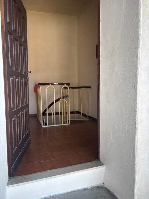Fino Mornasco Loc. Socco vendesi ampio appartamento con giardino