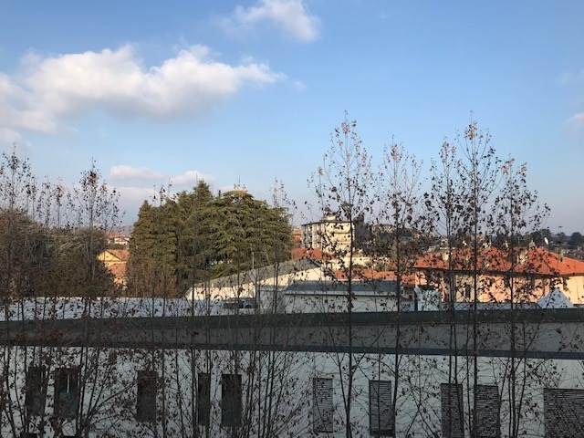 Cantù centralissimo