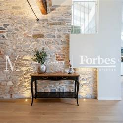 Attico con Terrazza e Box in Affitto nel Cuore di Como