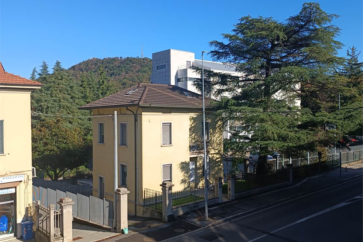 COMO CAMERLATA ufficio in vendita