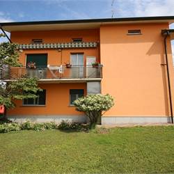 Villa bifamiliare ad Appiano Gentile 