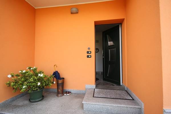 Villa bifamiliare ad Appiano Gentile 