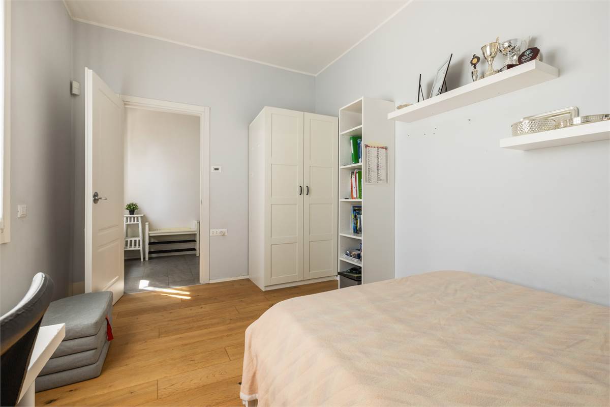 VILLA CON PISCINA - LURAGO D'ERBA