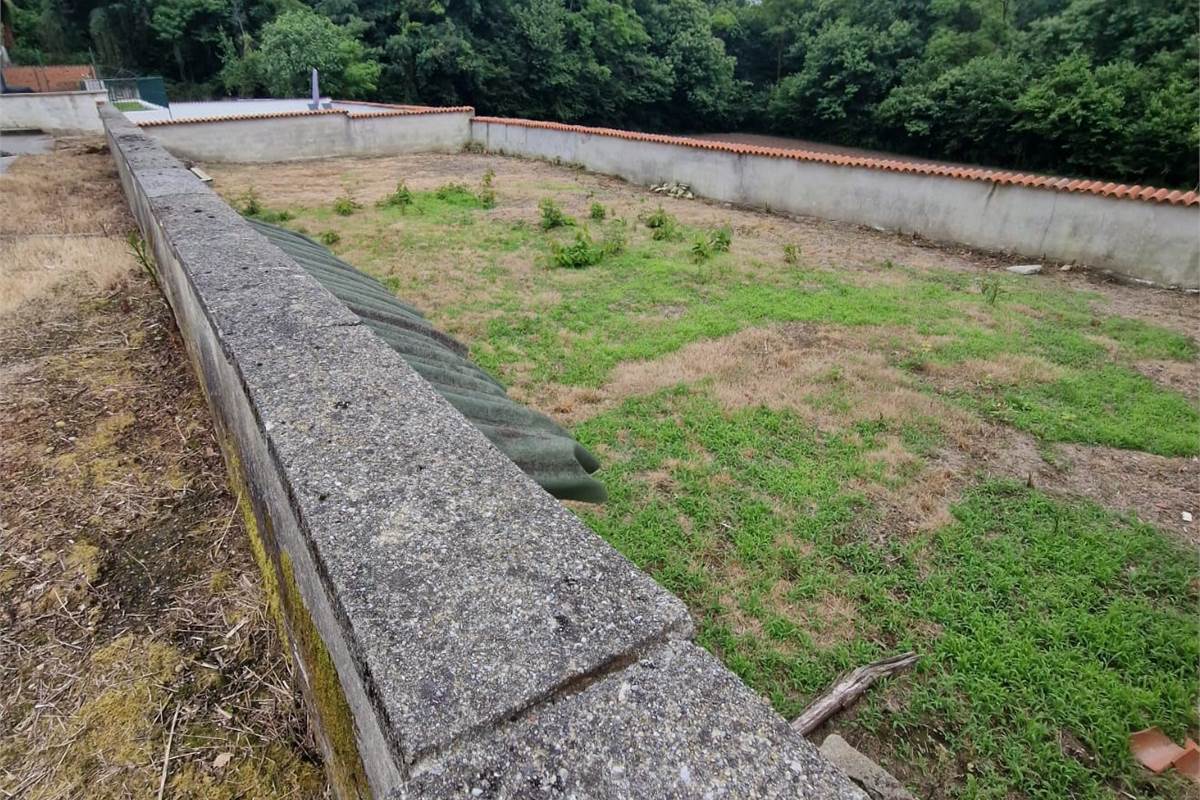 CANTU' loc Cascina Pelada vendo VILLA indipendente da ristrutturare