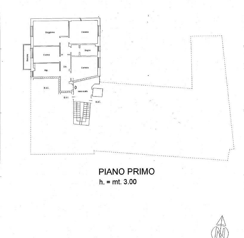 CERMENATE centro vendiamo QUADRILOCALE con solaio
