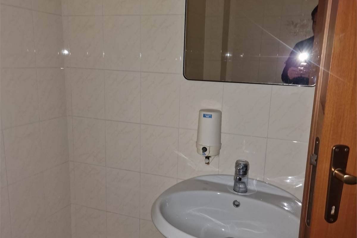 CANTU' centro vendo BILOCALE con box doppio