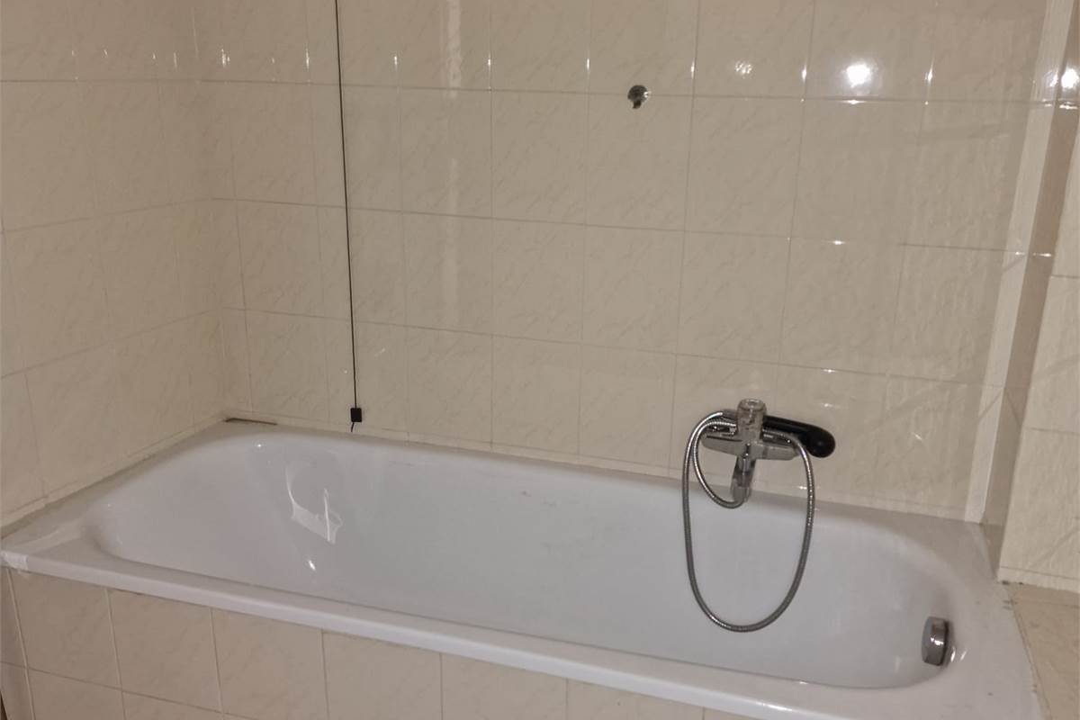 CANTU' centro vendo BILOCALE con box doppio