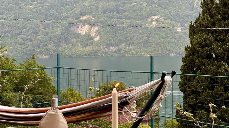 LAGLIO, lago di Como affitto BILOCALE arredato con vista Lago e box