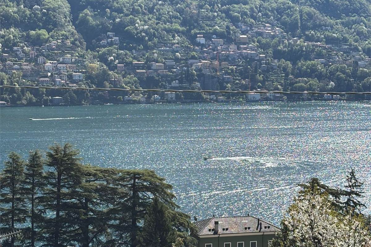 LAGLIO, lago di Como affitto BILOCALE arredato con box