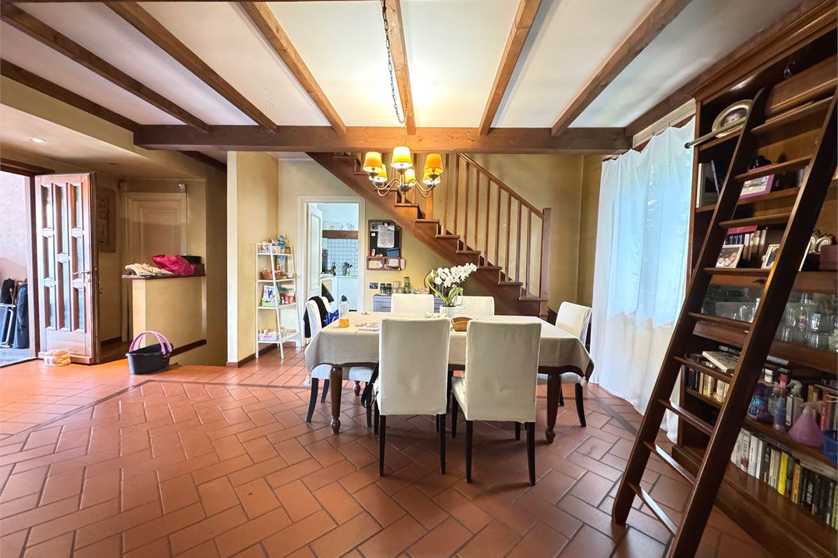 Villa bifamiliare