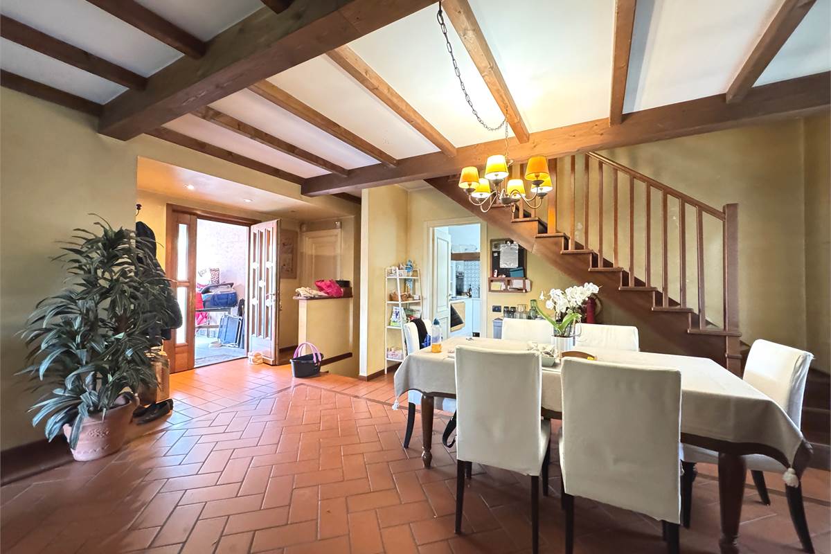 Villa bifamiliare