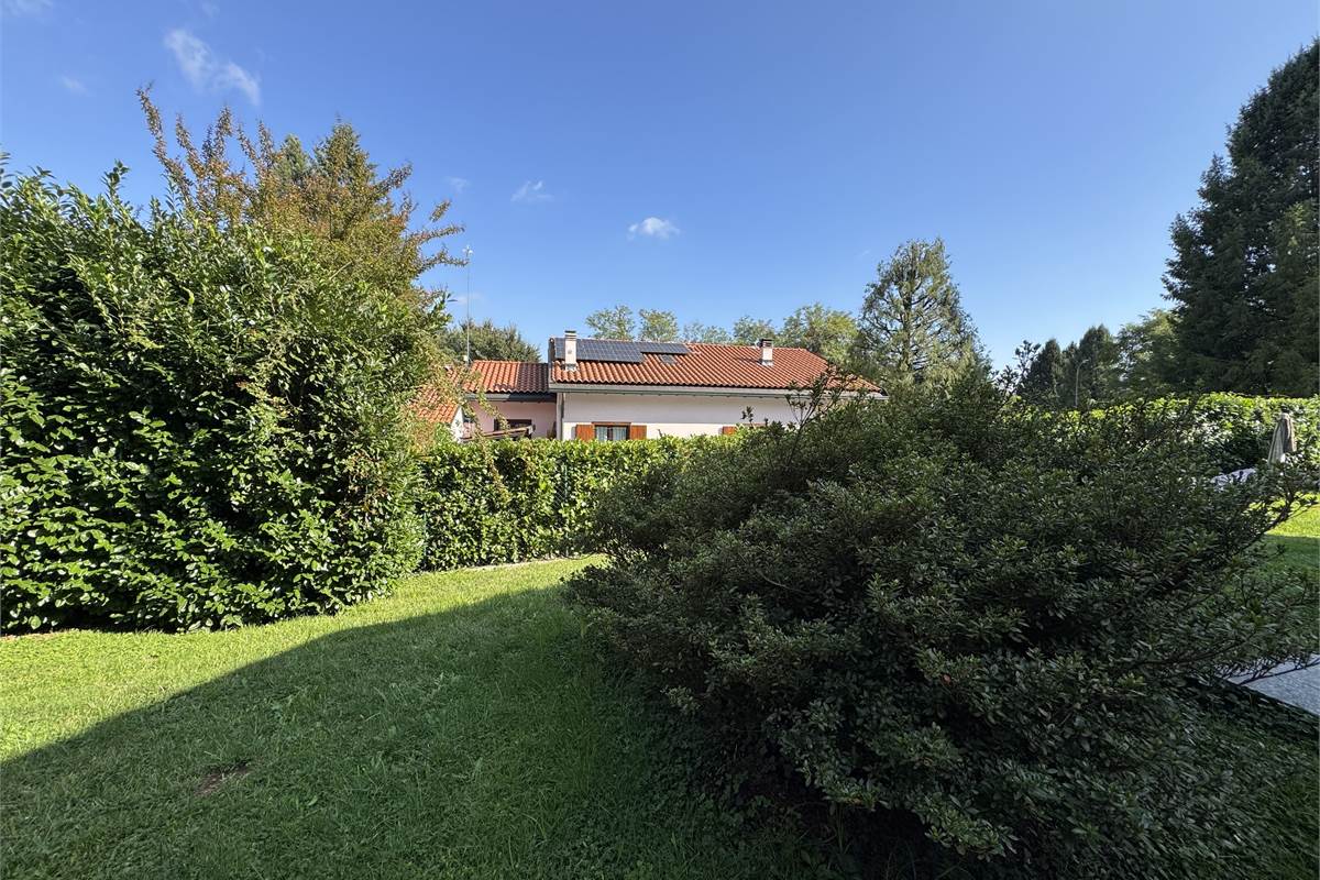Villa bifamiliare