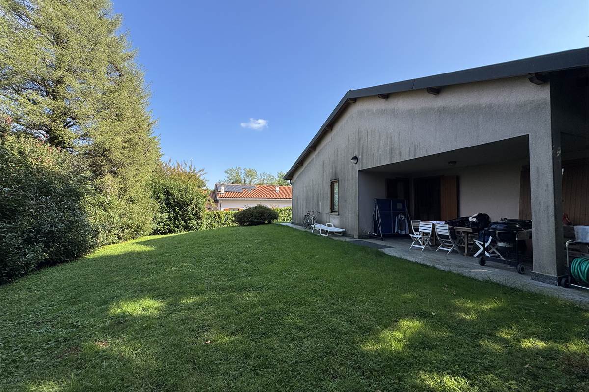 Villa bifamiliare
