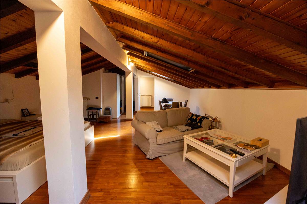 Villa bifamiliare