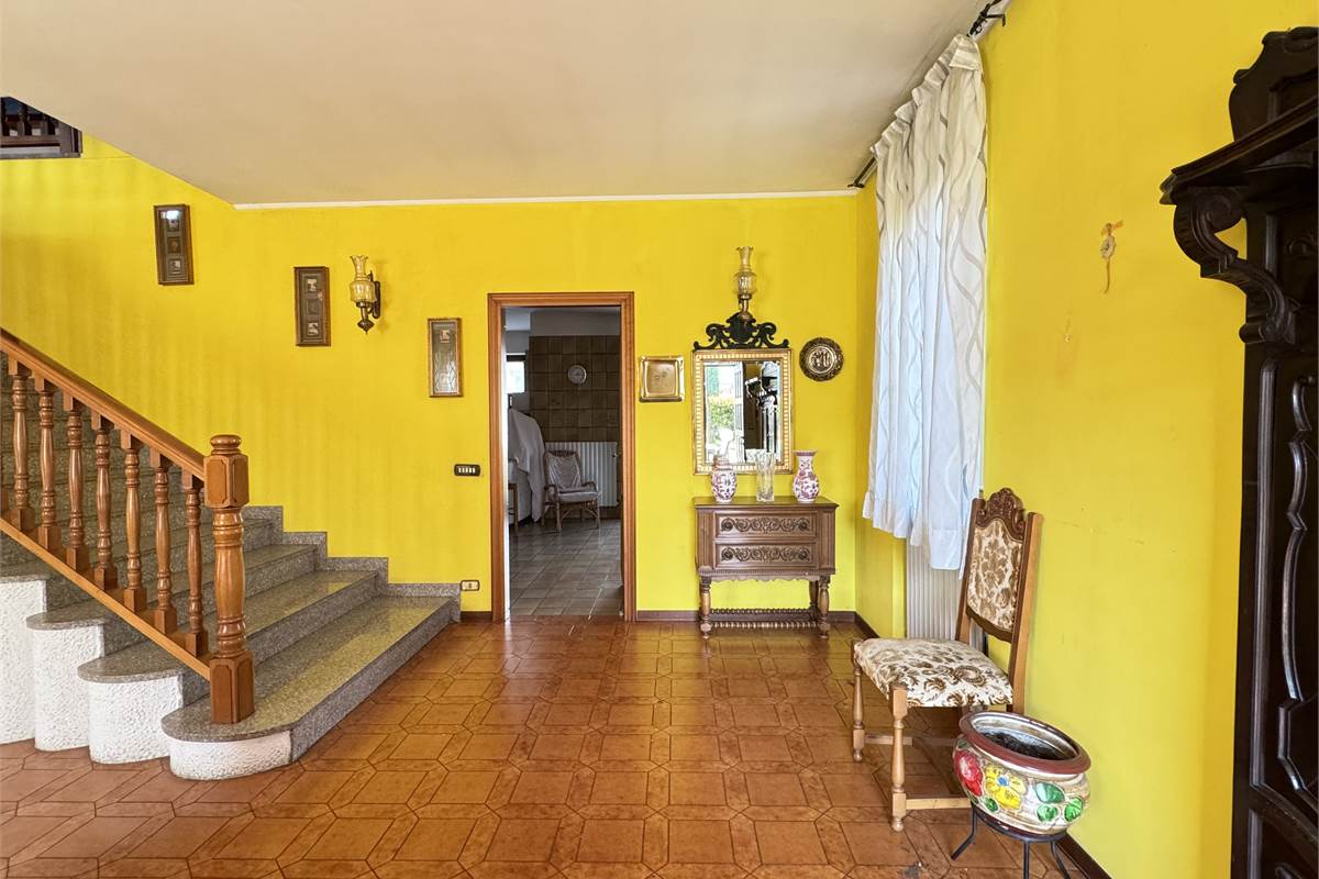 Villa con giardino 