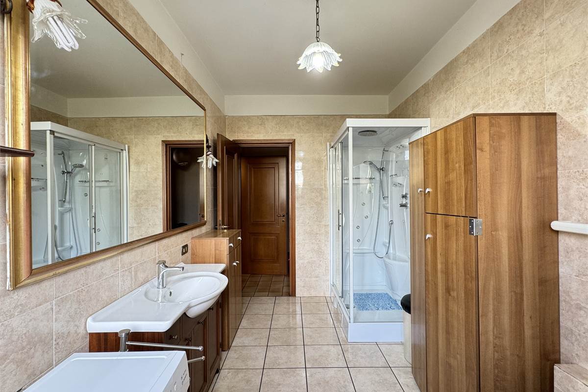 Villa con giardino 