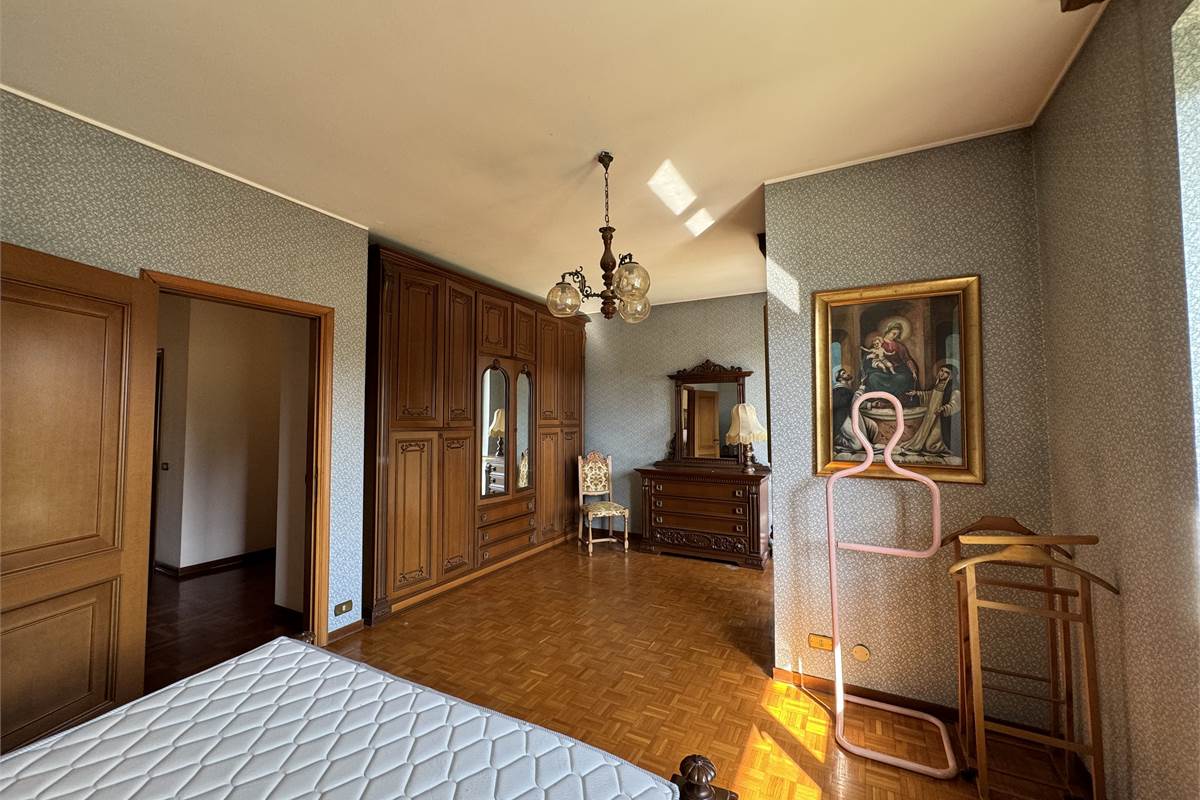 Villa con giardino 