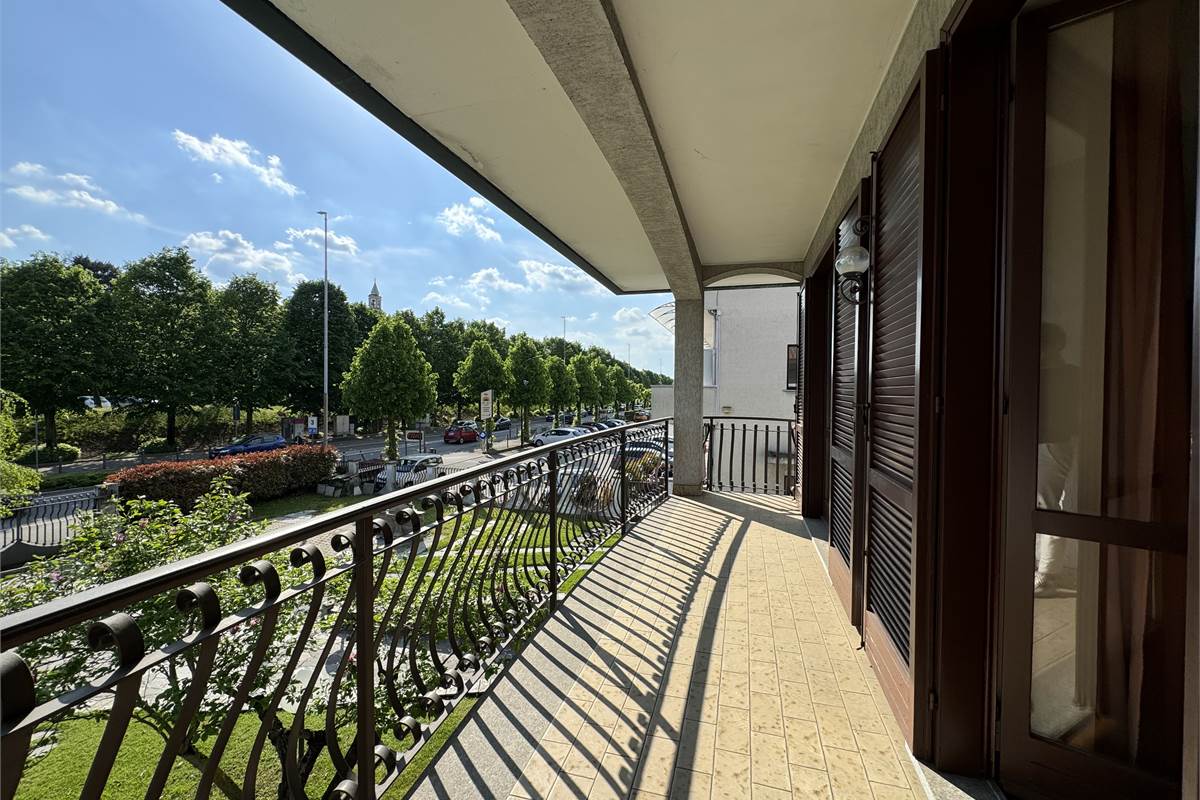 Villa con giardino 