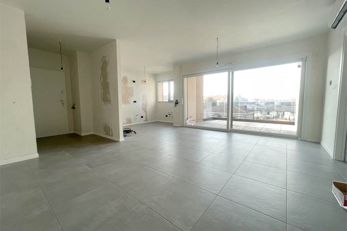 Nuovo attico con terrazzo