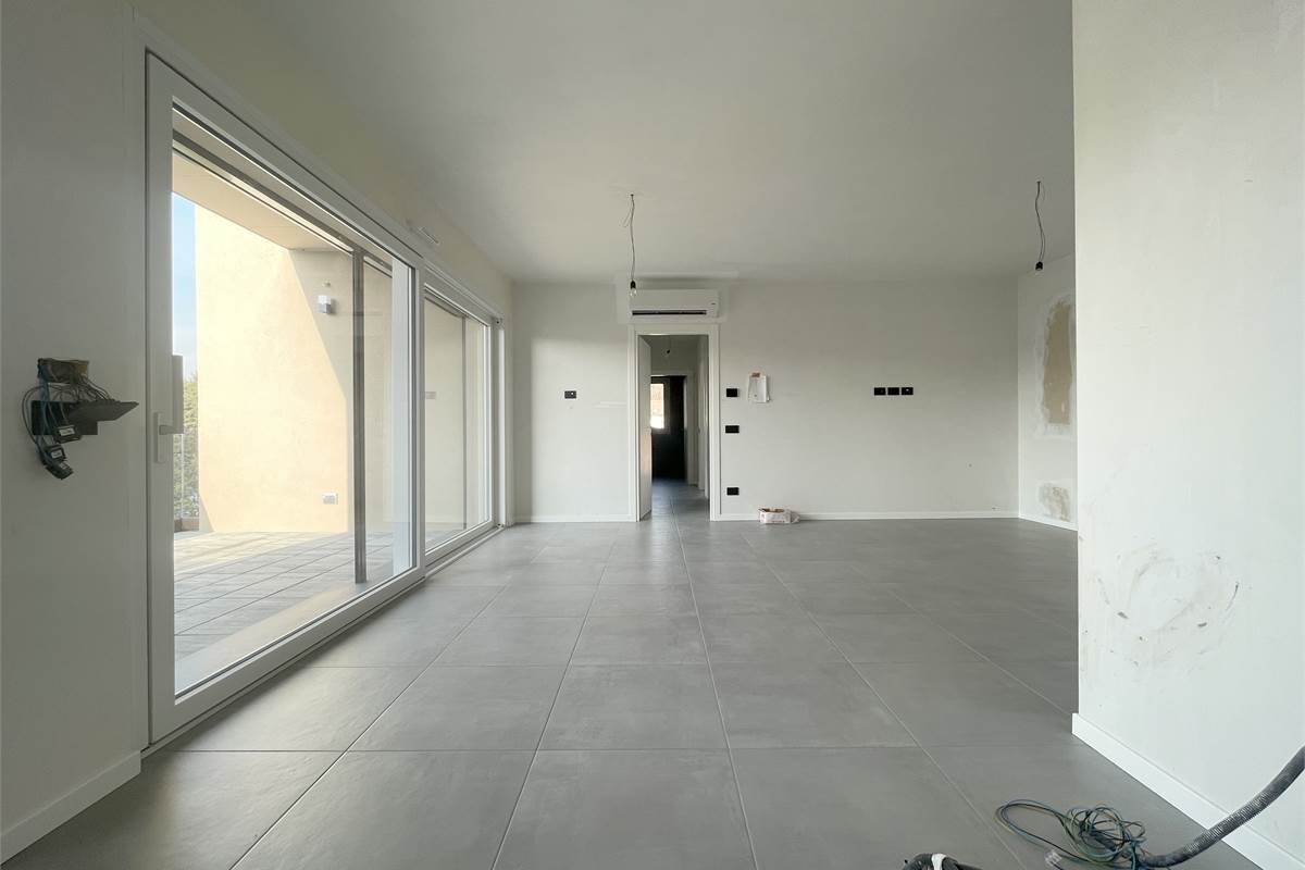 Nuovo attico con terrazzo
