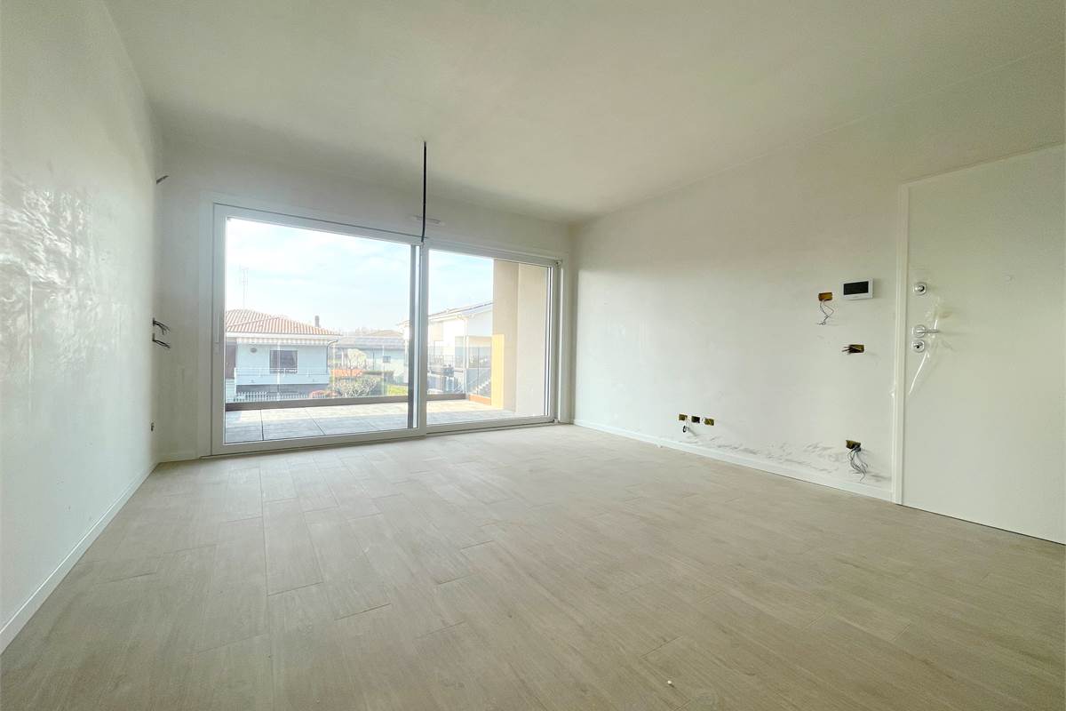 Nuovo bilocale con terrazzo 