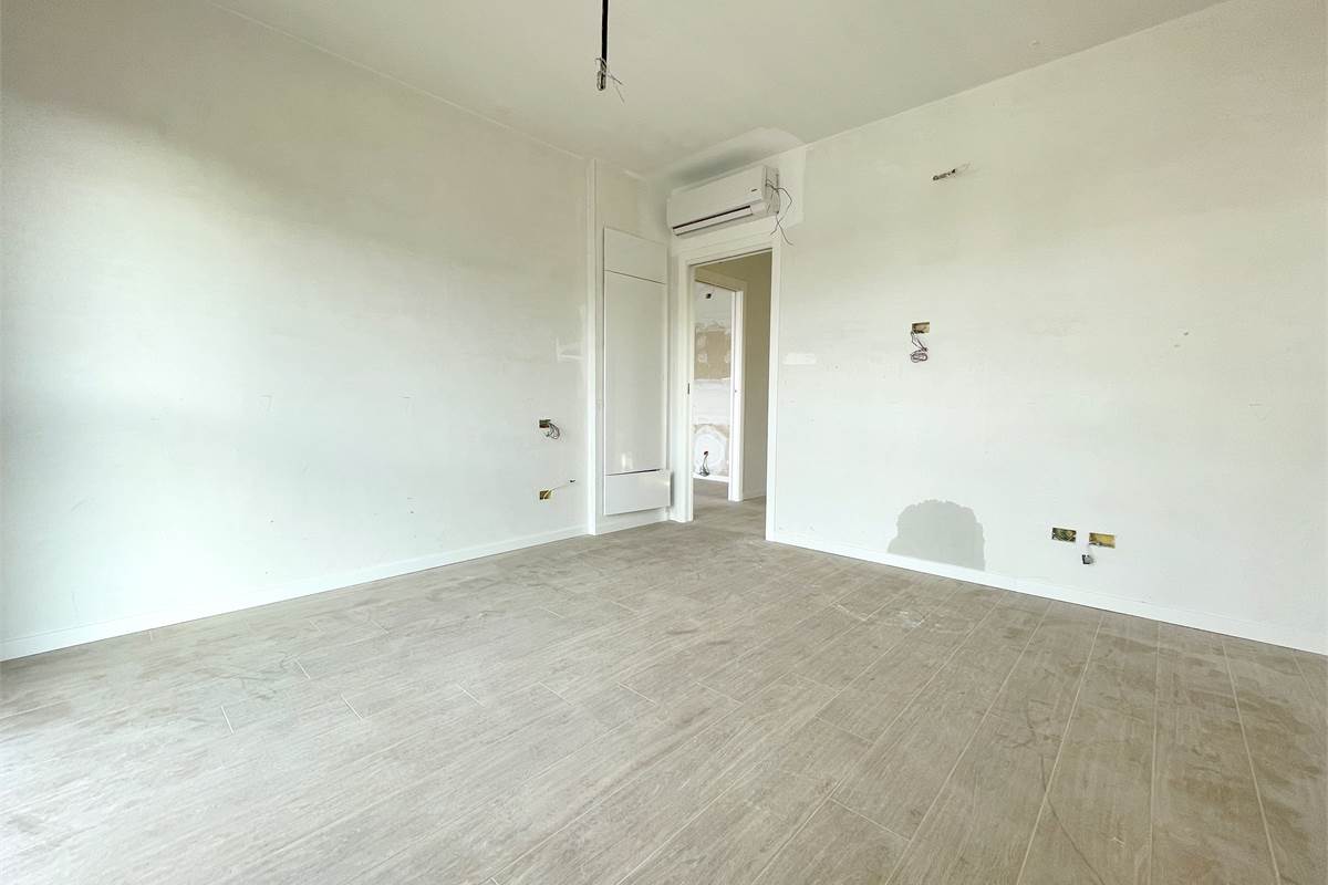 Nuovo bilocale con terrazzo 