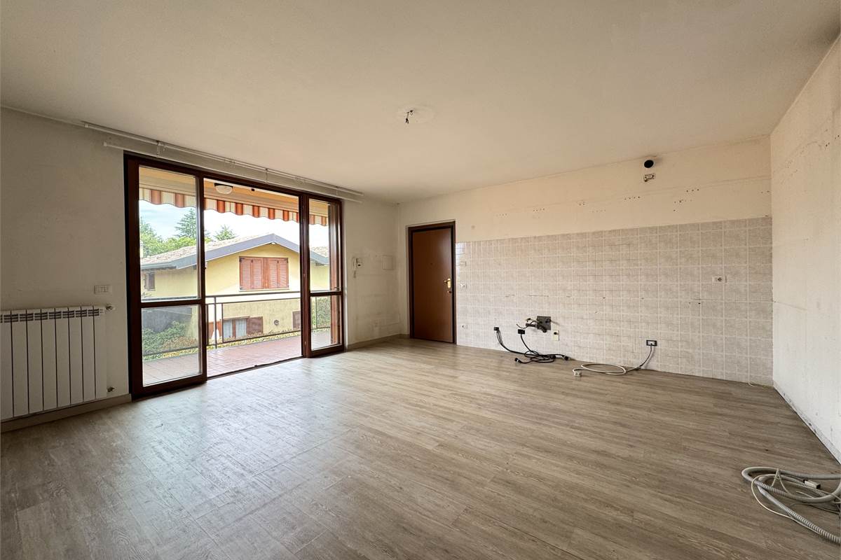 Bilocale con terrazzo e box doppio