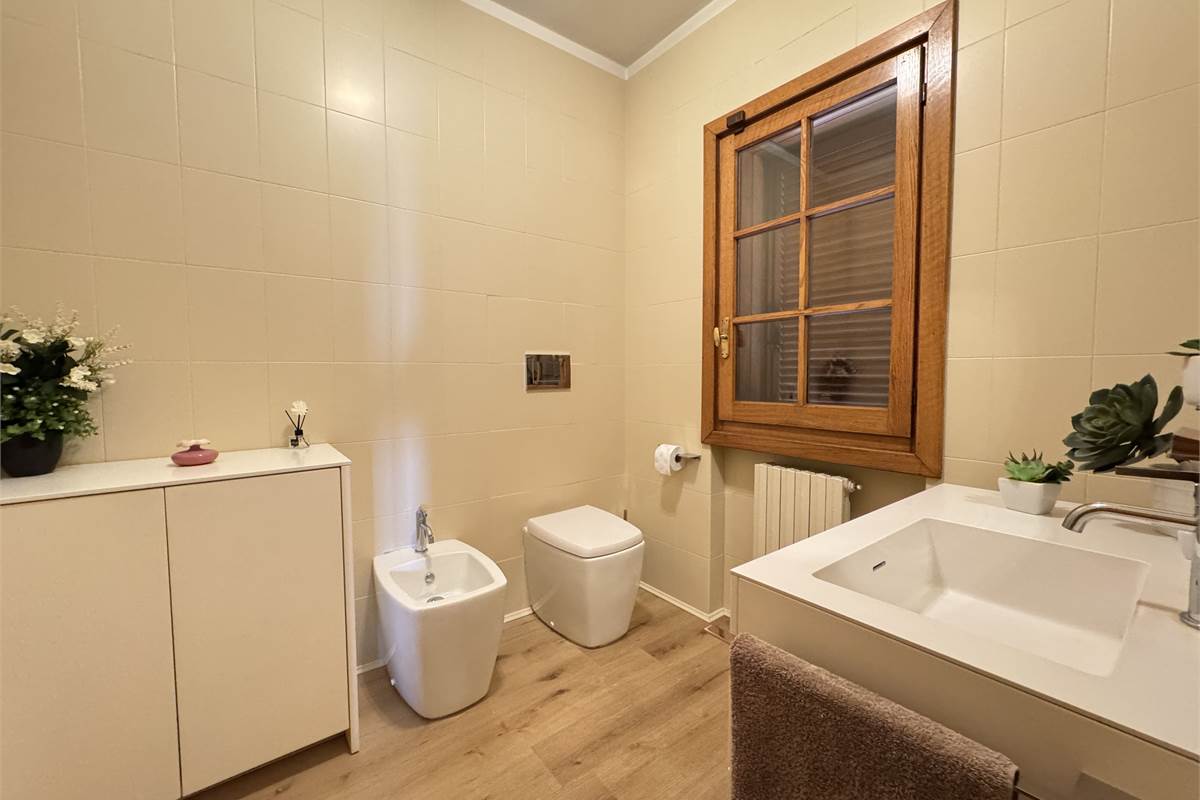 Prestigiosa villa con piscina