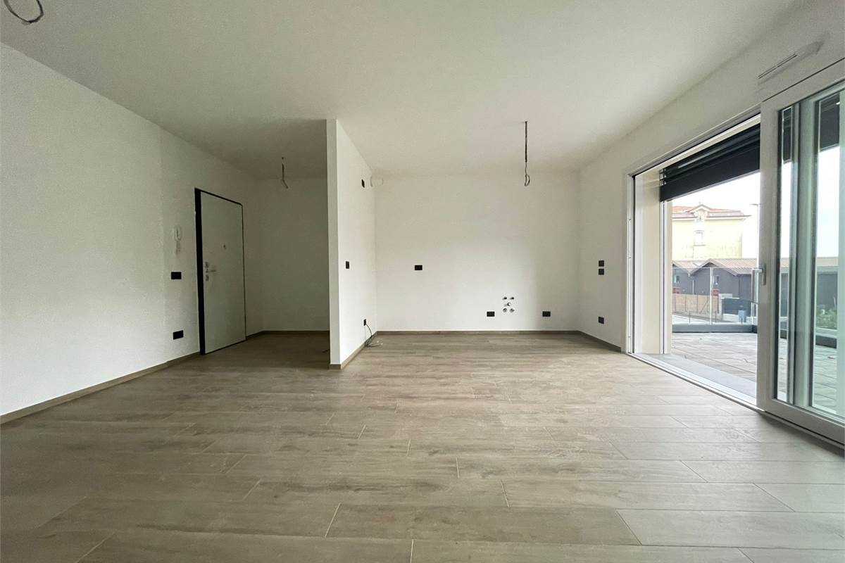 Nuovo trilocale con terrazzo