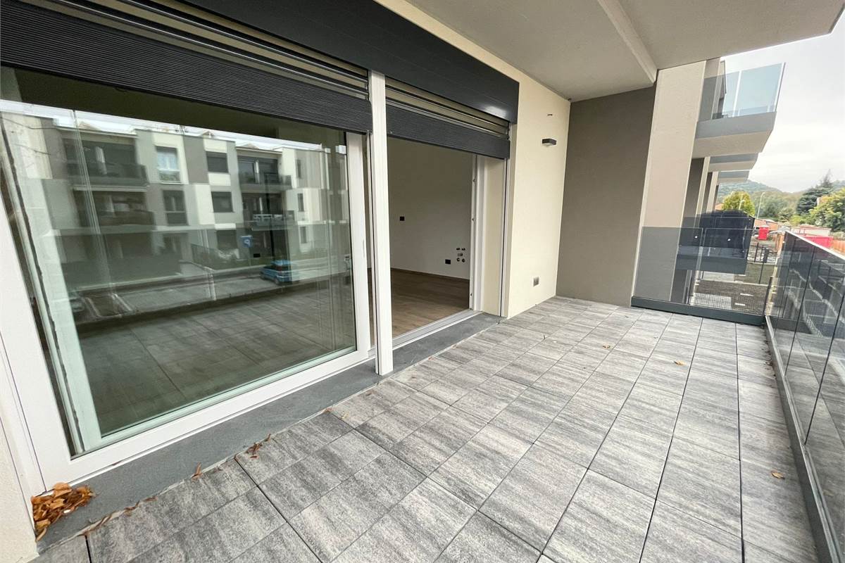 Nuovo trilocale con terrazzo