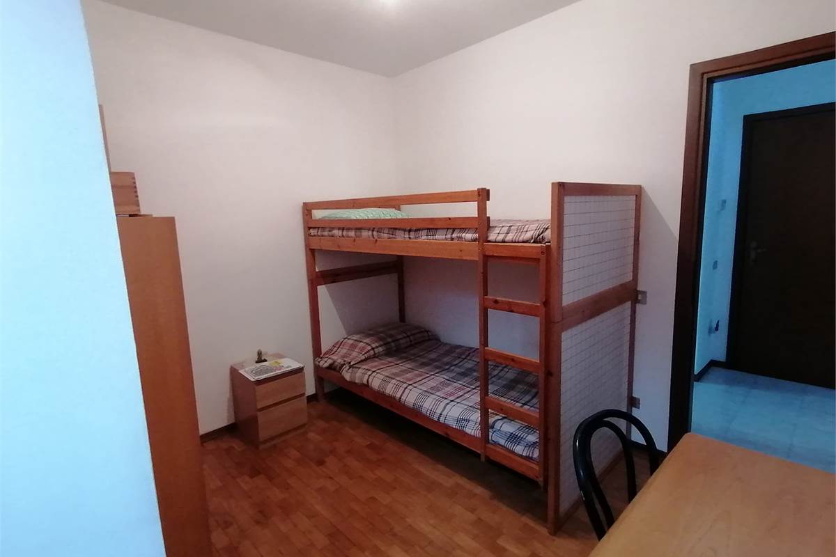 ASSO:PANORAMICO 4 LOCALI/DOPPI SERV.POSS.BOX