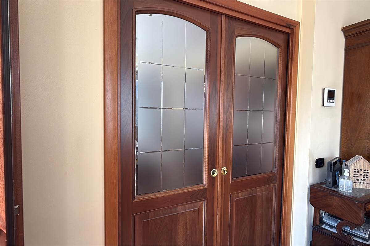 ALBAVILLA:PORZIONE DI VILLA CON GIARDINO