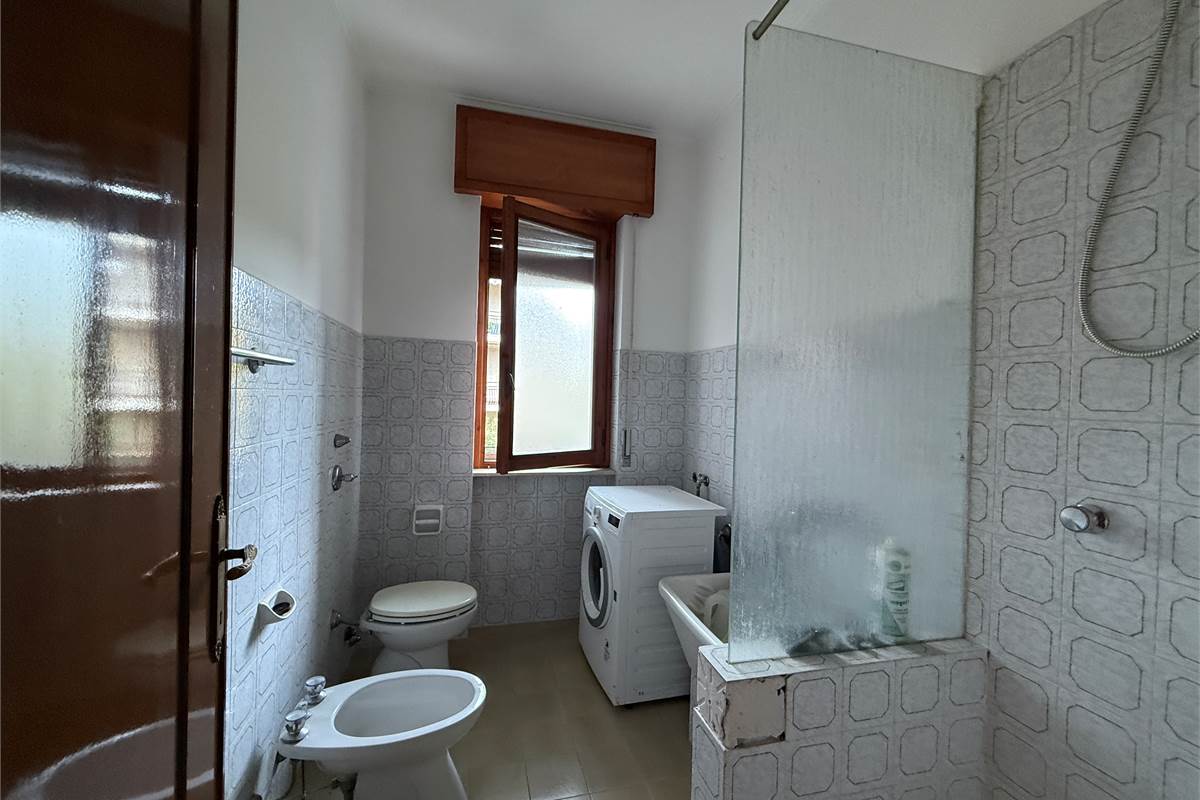 INVERIGO:APPARTAMENTO CON GIARDINO