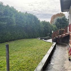 INVERIGO:APPARTAMENTO CON GIARDINO